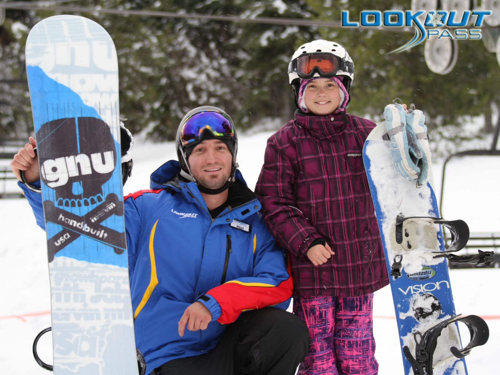 Enjoying snowboard lessons at Lookout